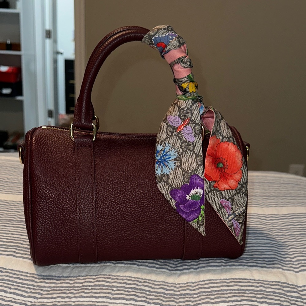 DUYP Burgundy Leather Boston Handbag 🥰🥰